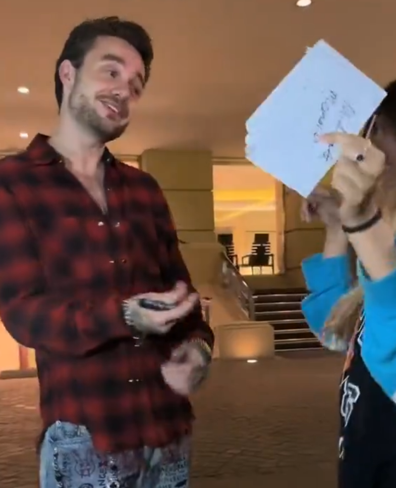 Voici une nouvelle vidéo de Liam Payne de One Direction avant son décès tragique