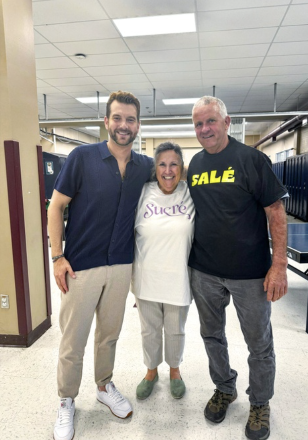 2 superbes photos de Marthe Laverdière avec son conjoint