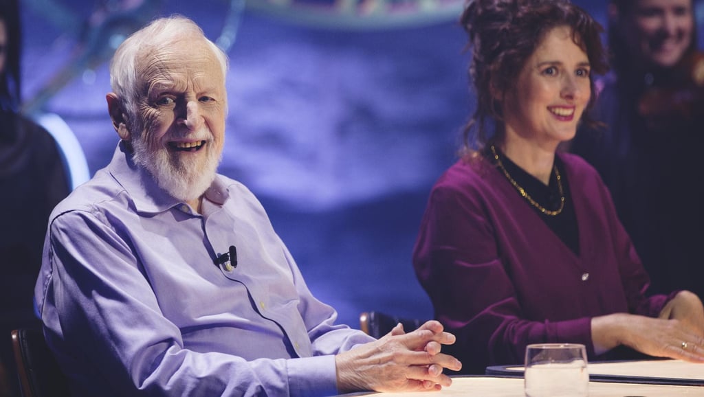 «Mais c'est quoi ça?» Janette Bertrand remet Phil Roy à sa place sur le plateau des Temps fous