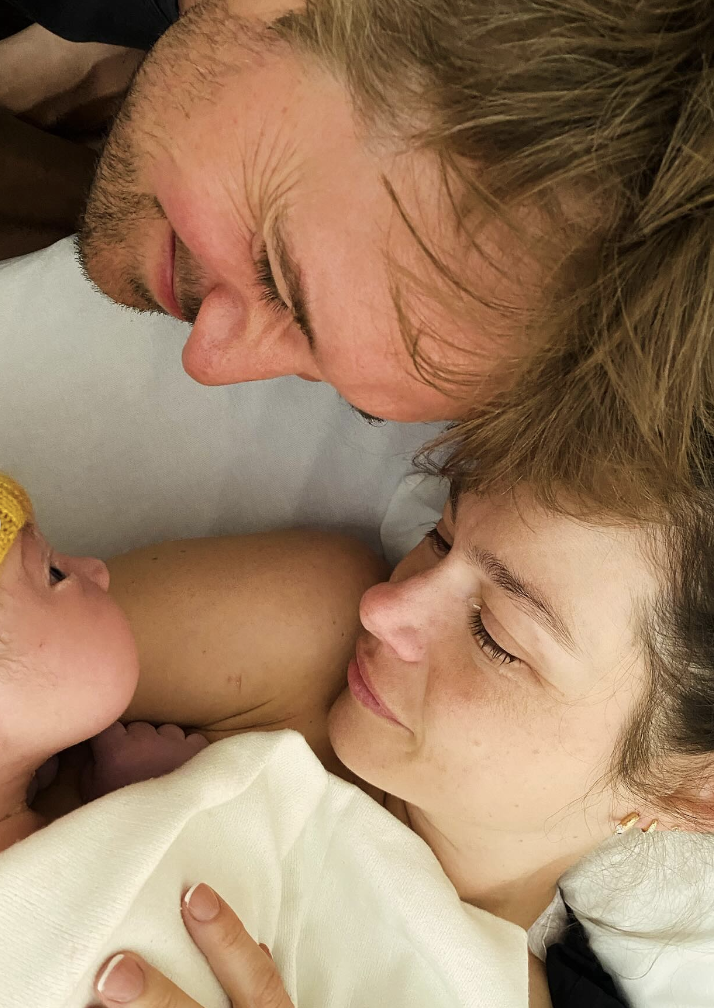 Maripier Morin a accouché de son deuxième enfant et elle partage une 1re photo avec lui