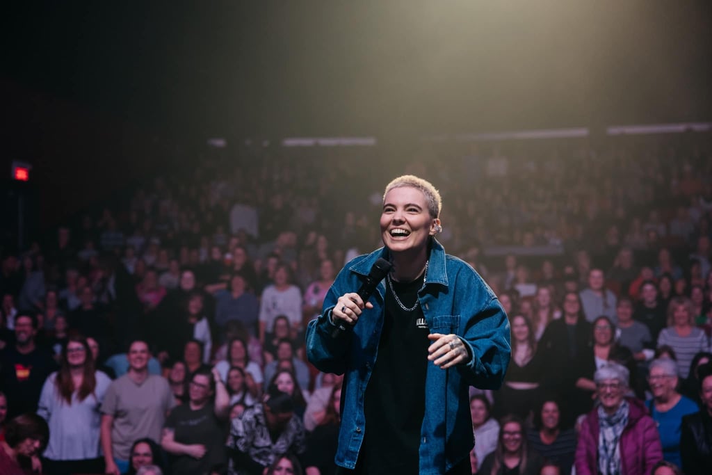 Roxane Bruneau dévoile comment elle a réagi en entendant une de ses chansons la première fois à la radio