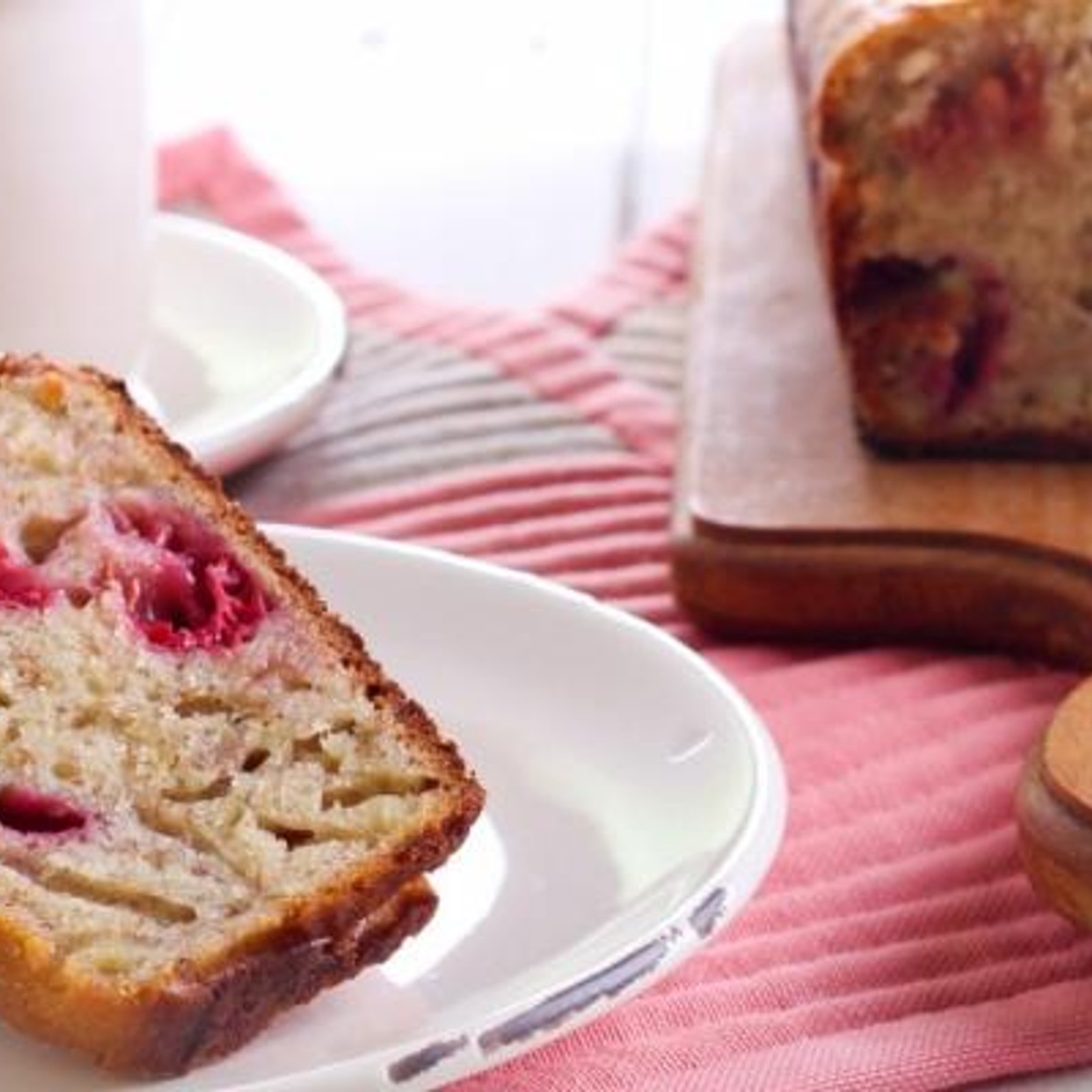 Un pain aux framboises fait de babeurre...Mmm