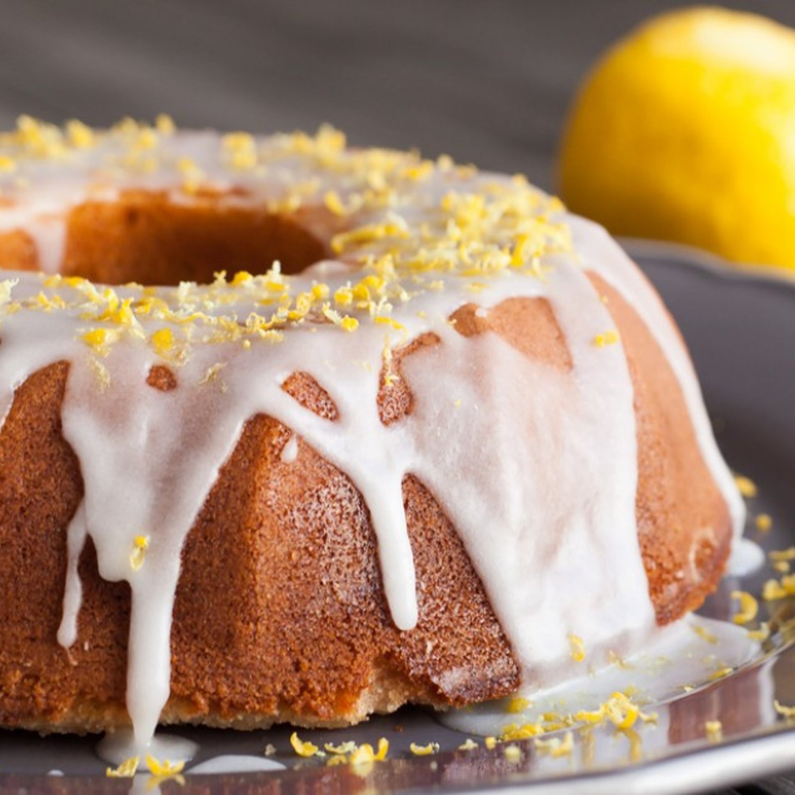 Impossible de le rater!  Gâteau au citron, glacé au fromage! 