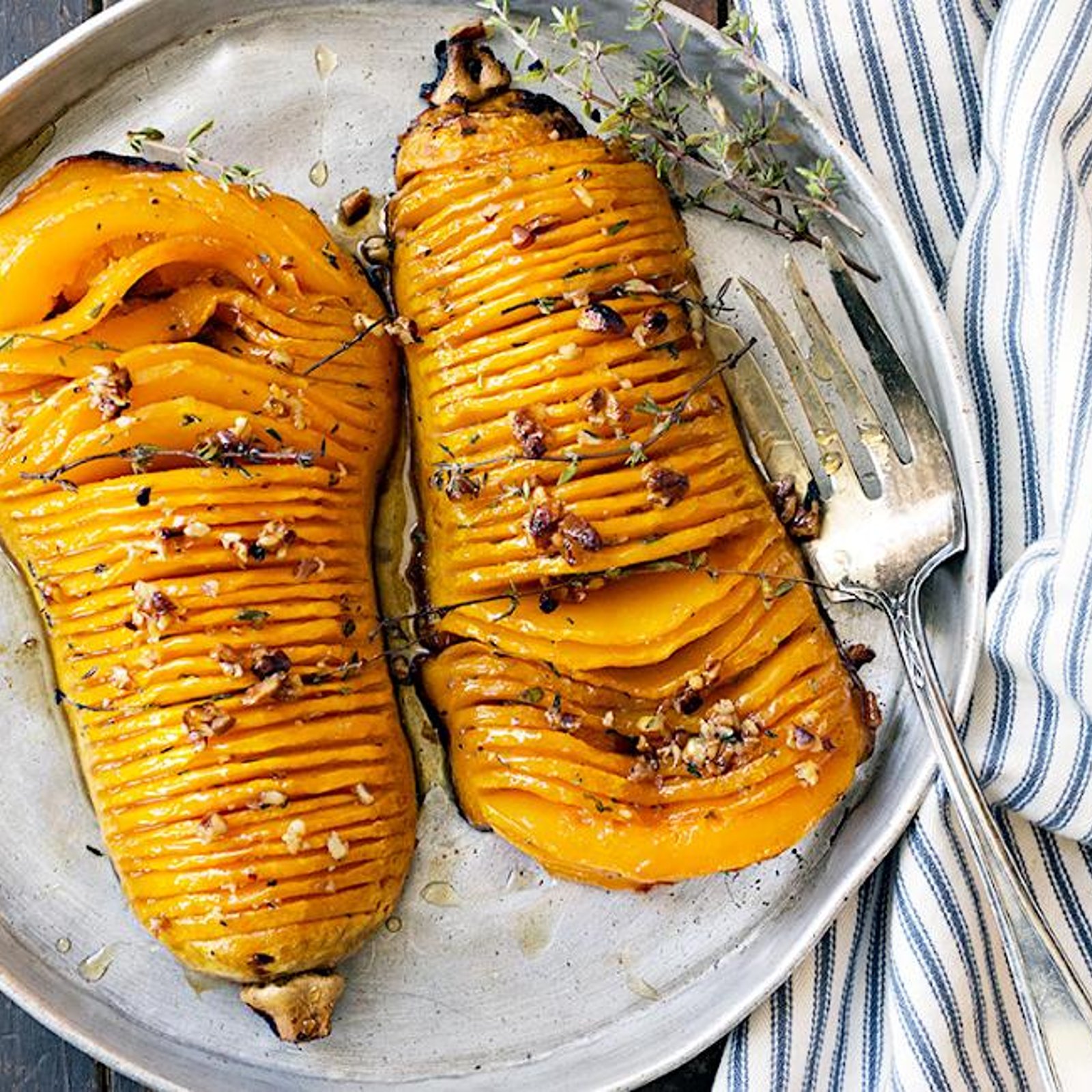 Courge BUTTERNUT aux éclats de pacanes, glacée au sirop d'ÉRABLE... Rien de plus à dire!