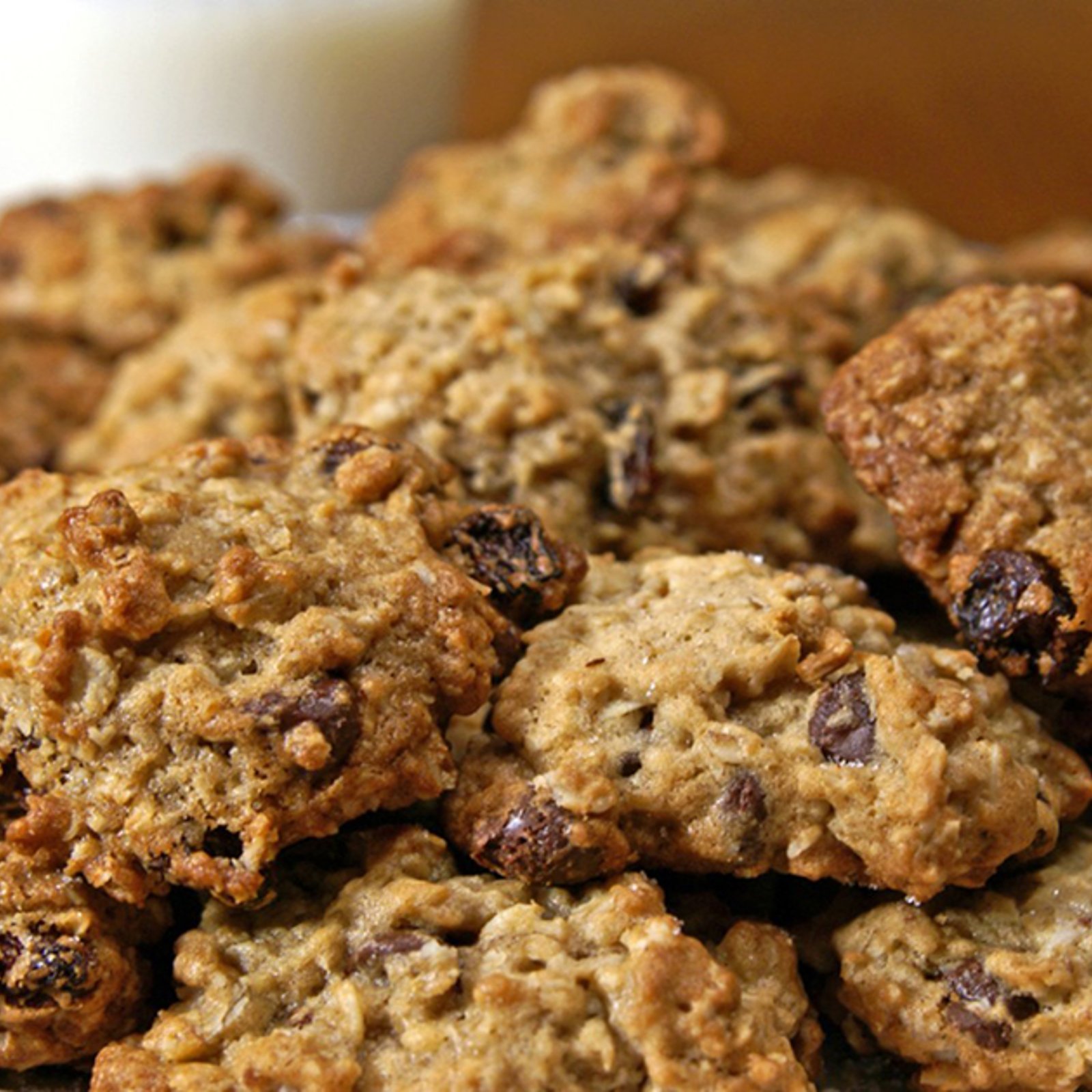 Les biscuits à l'avoine et aux brisures de chocolat de grand-maman sont les MEILLEURS! Connaissez-vous leur secret?