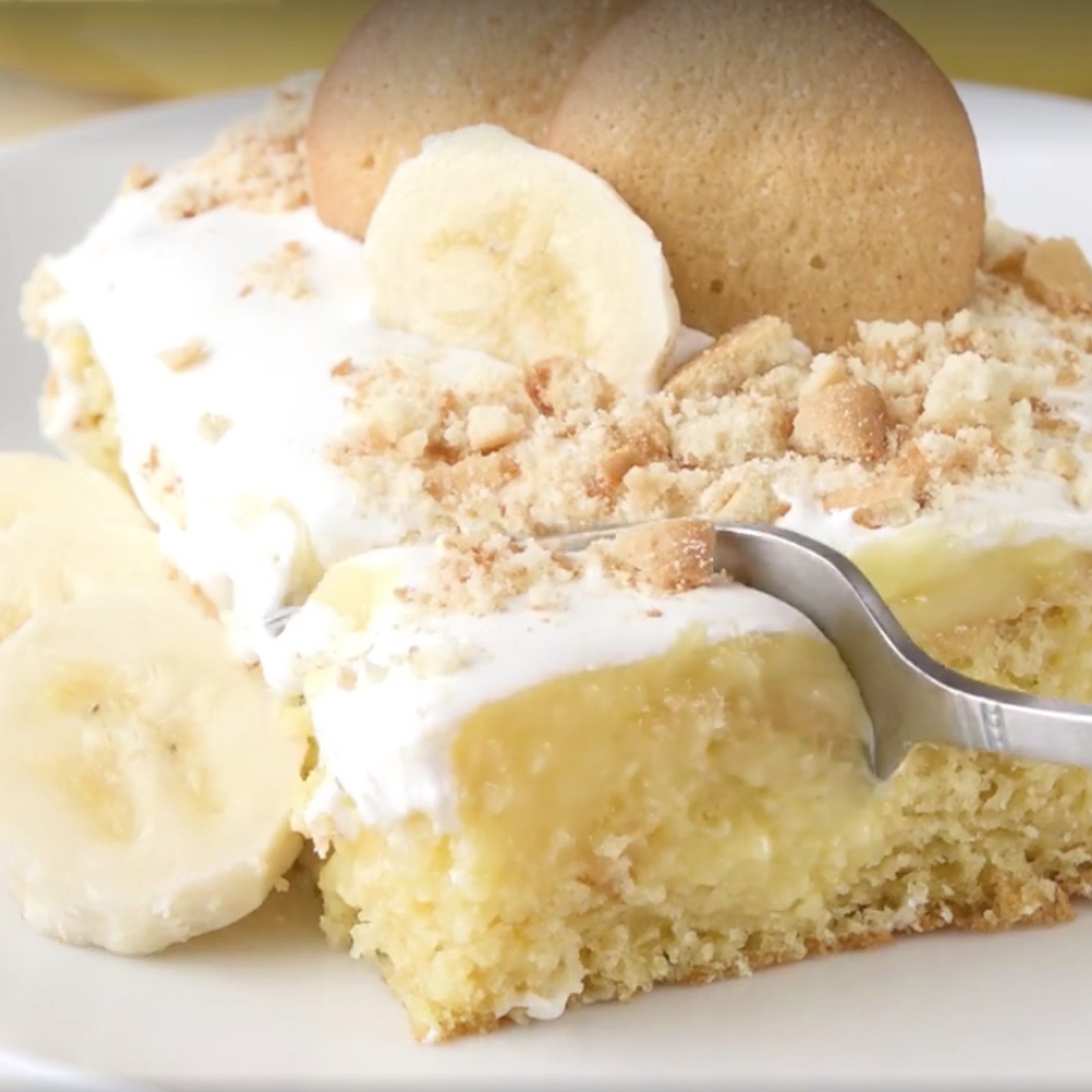 Ne cherchez plus le meilleur gâteau POUDING à la banane, vous l'avez trouvé!