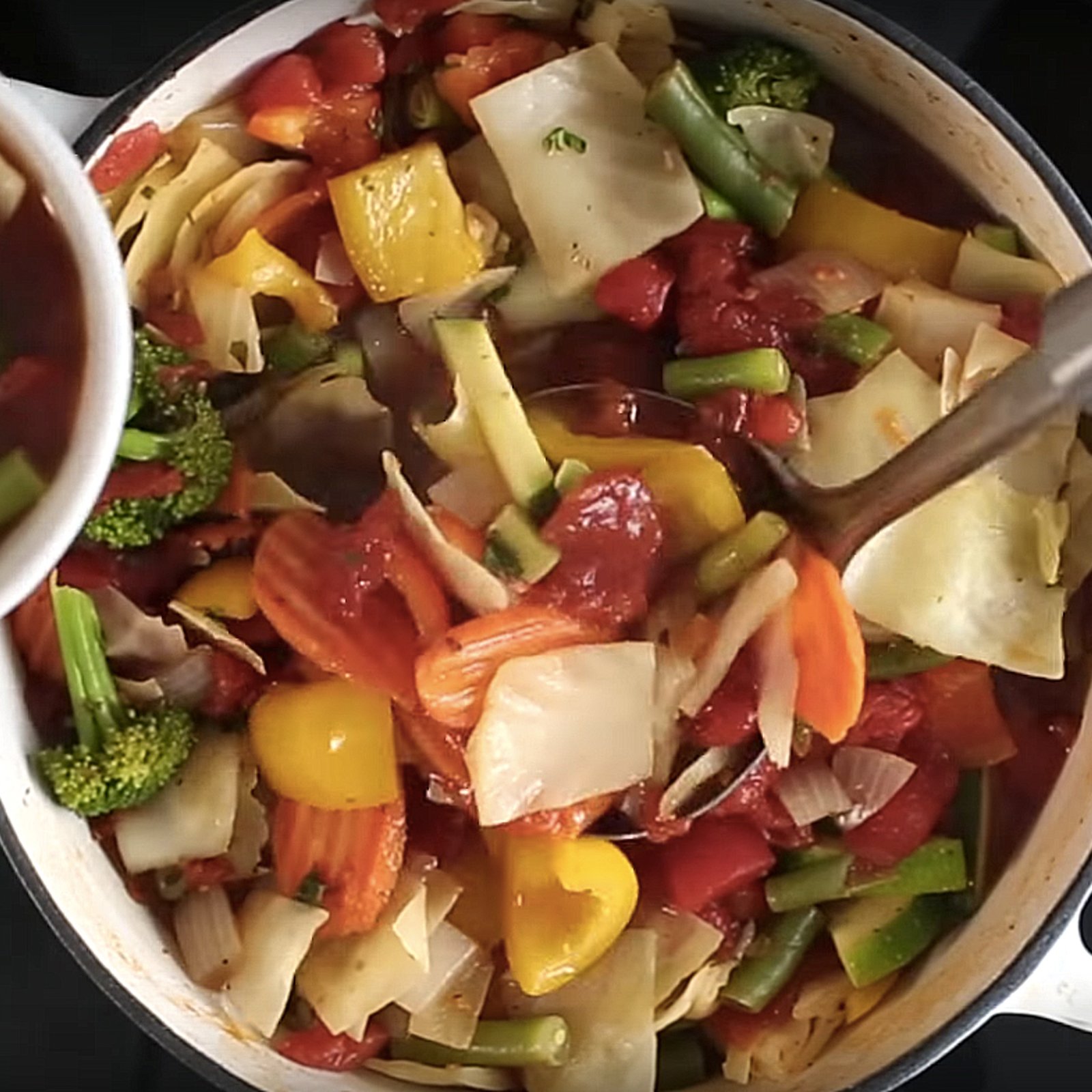 Cette soupe “brûle graisse” est idéale pour vos résolutions du Nouvel An 