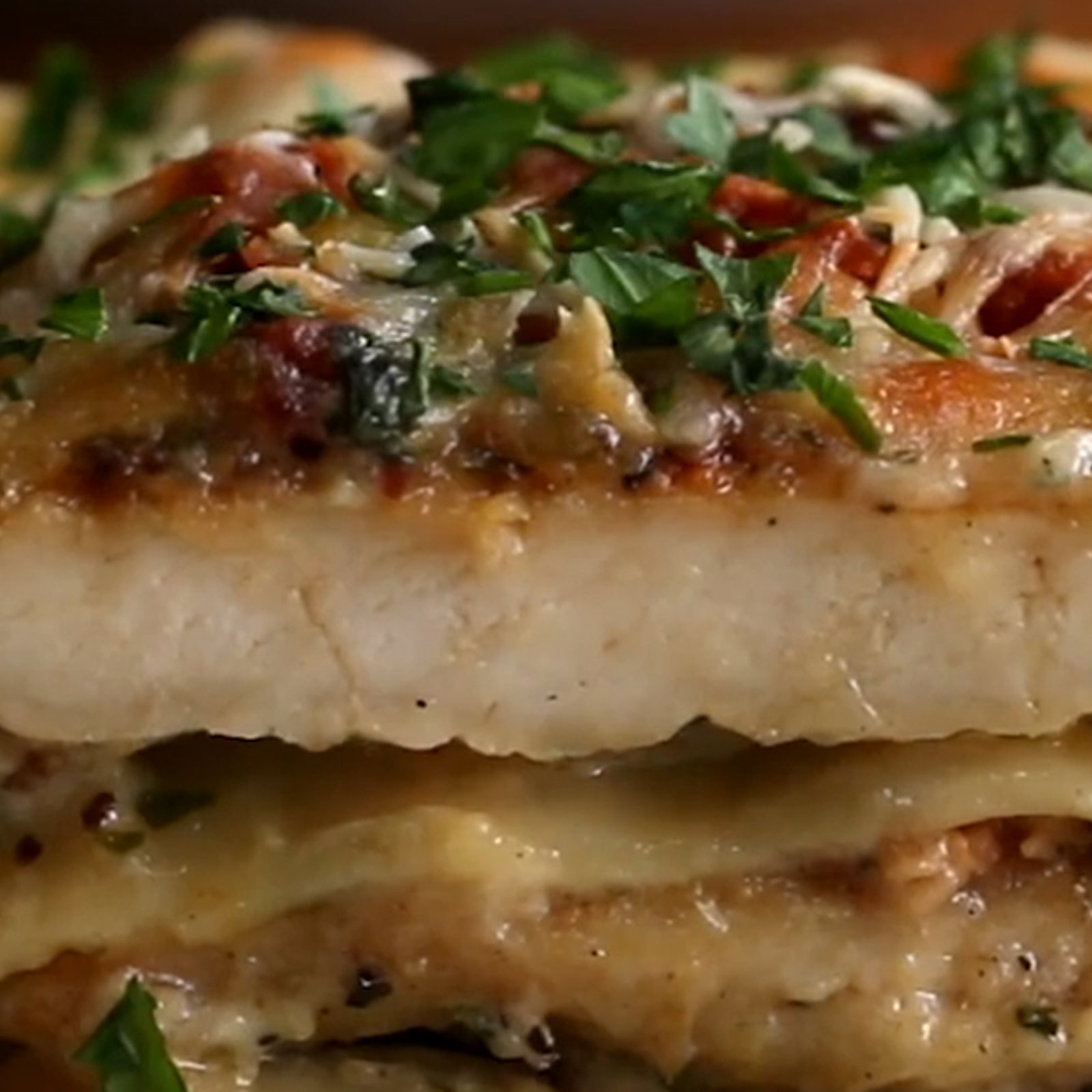 Savoureuse lasagne au poulet Alfredo