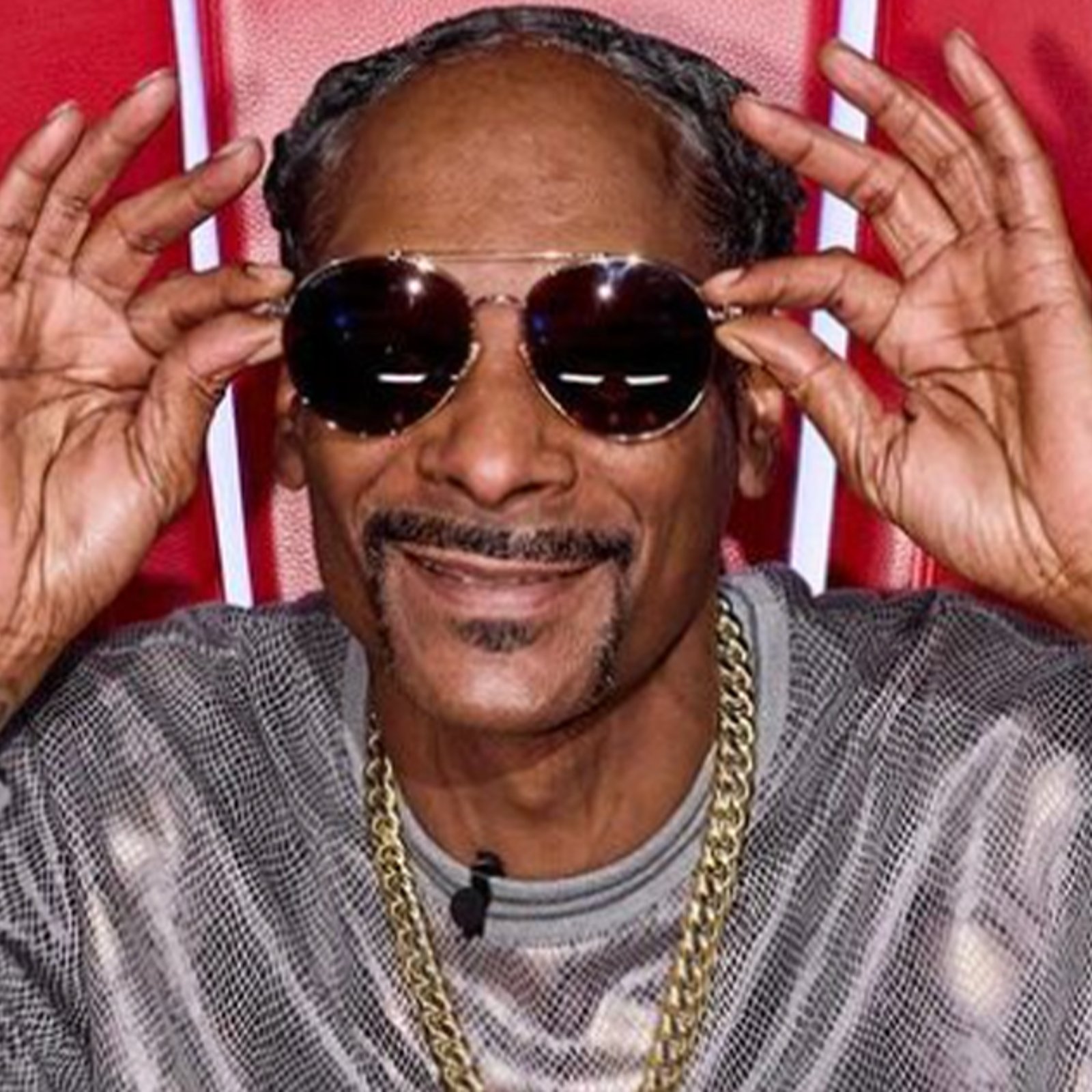 Snoop Dogg dévoile quelle est la seule célébrité qui fume plus que lui