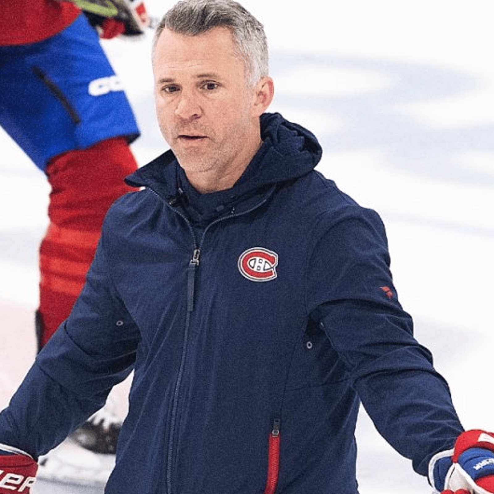 Martin St-Louis confirme son gardien pour ce soir et dévoile le sort d'Arber Xhekaj