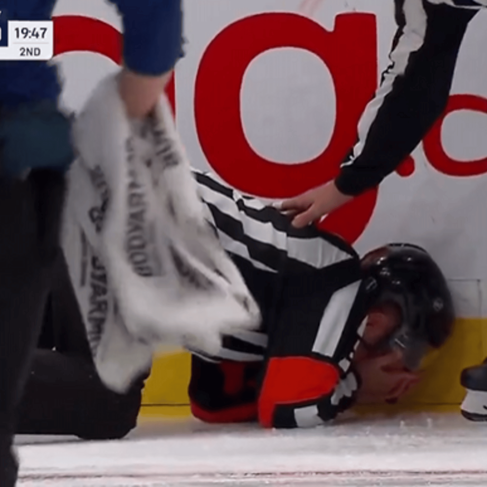 Scène troublante à Toronto alors qu’un arbitre est grièvement blessé sur la glace