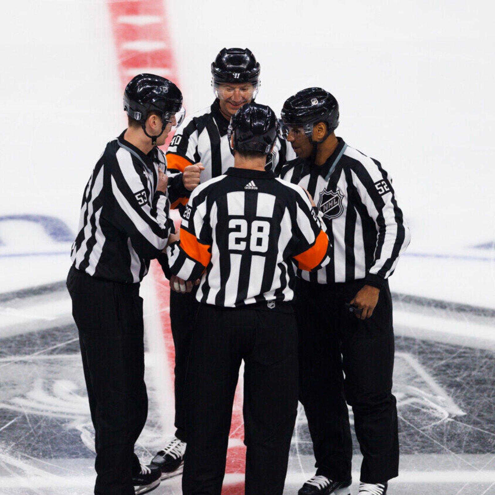 Quel est le salaire des arbitres de la LNH?