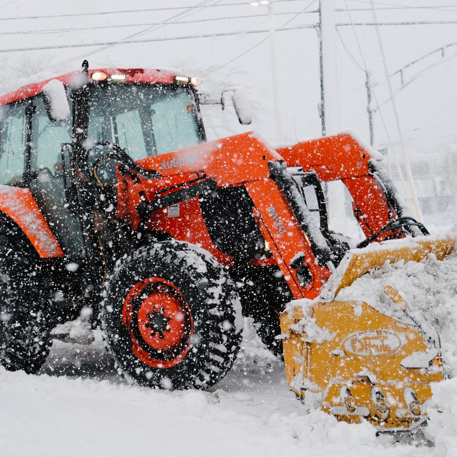 Voici combien vous devriez payer pour votre contrat de déneigement selon l'OPC