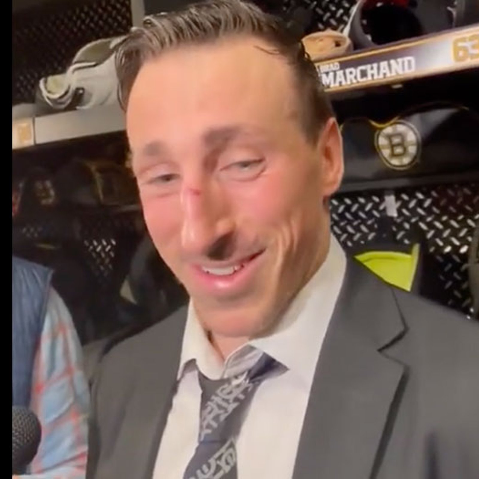 Marchand on Pastrnak: “He looks phenomenal naked.”