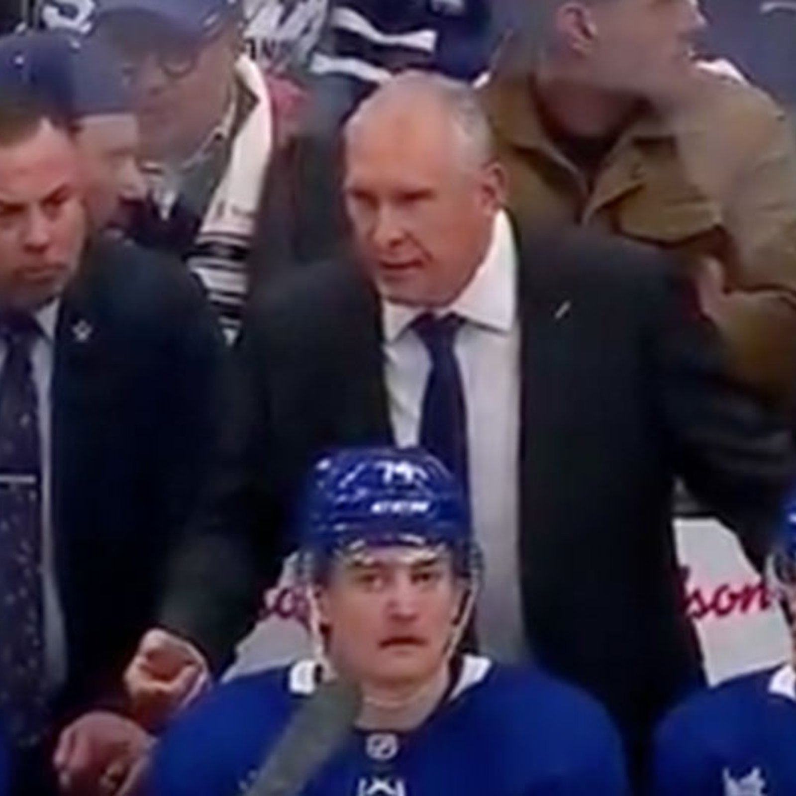 We now know exactly what Craig Berube said during fiery timeout in last night's game