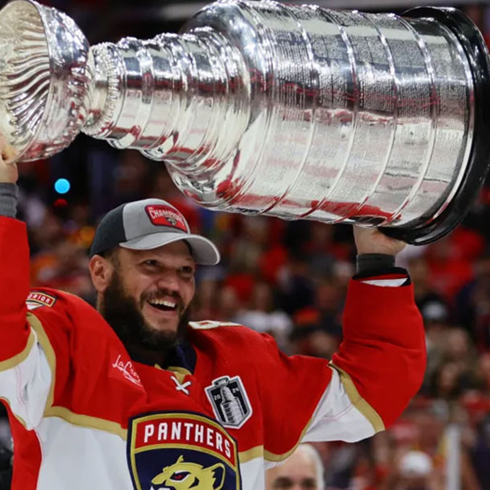 Kyle Okposo officially retires as a Stanley Cup champion