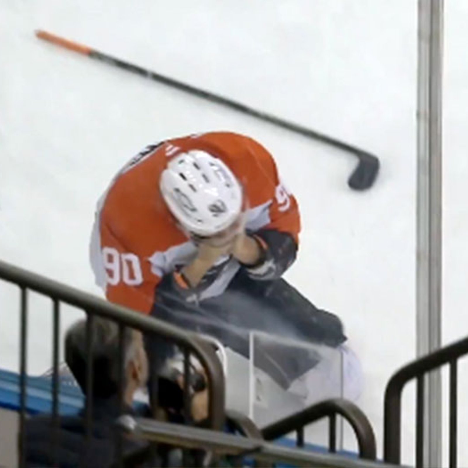 Scary scene at Madison Square Garden after Flyers' Anthony Richard takes a skate blade to the face