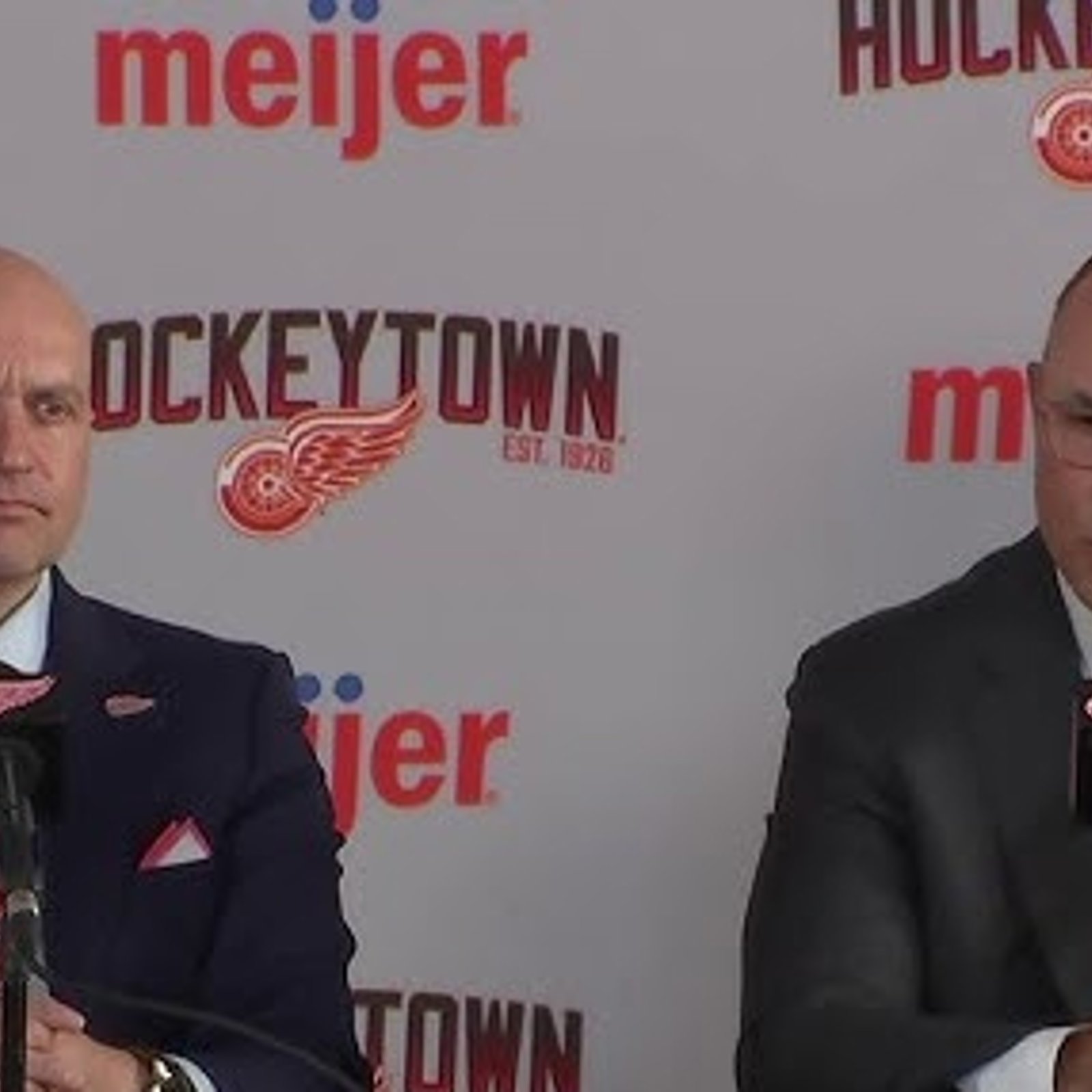 Red Wings GM Steve Yzerman makes coaching change in Detroit!