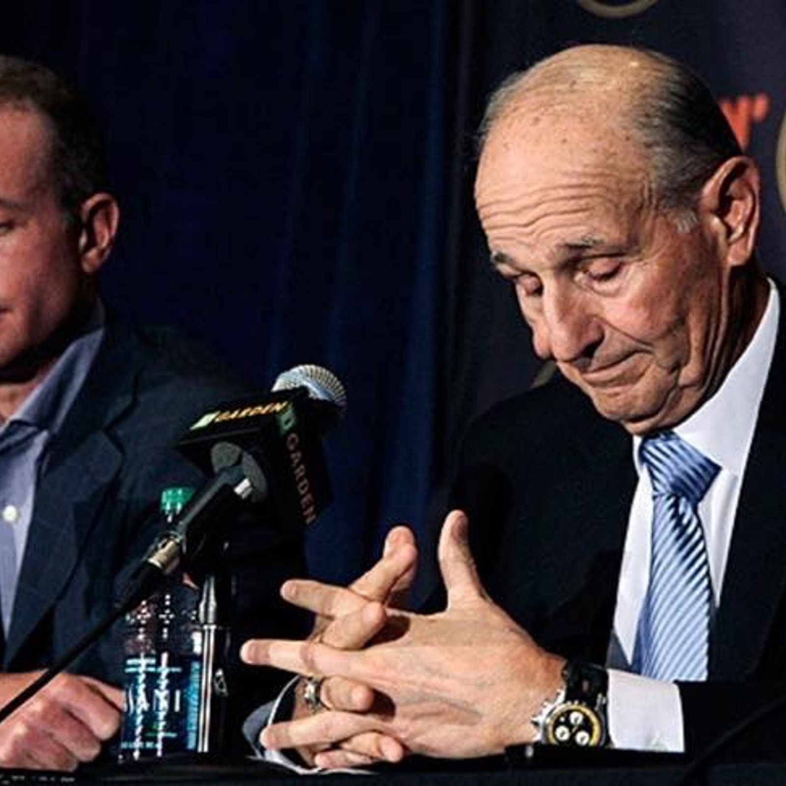 Bruins’ fans find blunt way to communicate frustration to owner Jeremy Jacobs