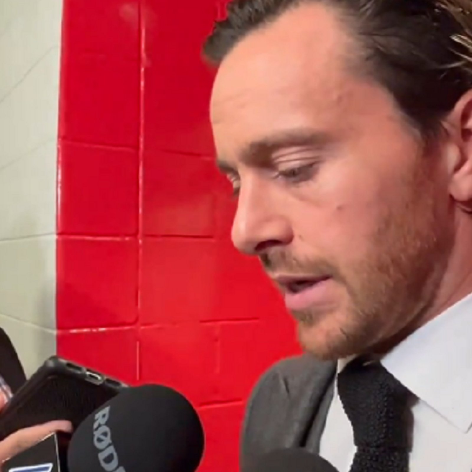 Marchessault makes heartbreaking announcement during jersey retirement.