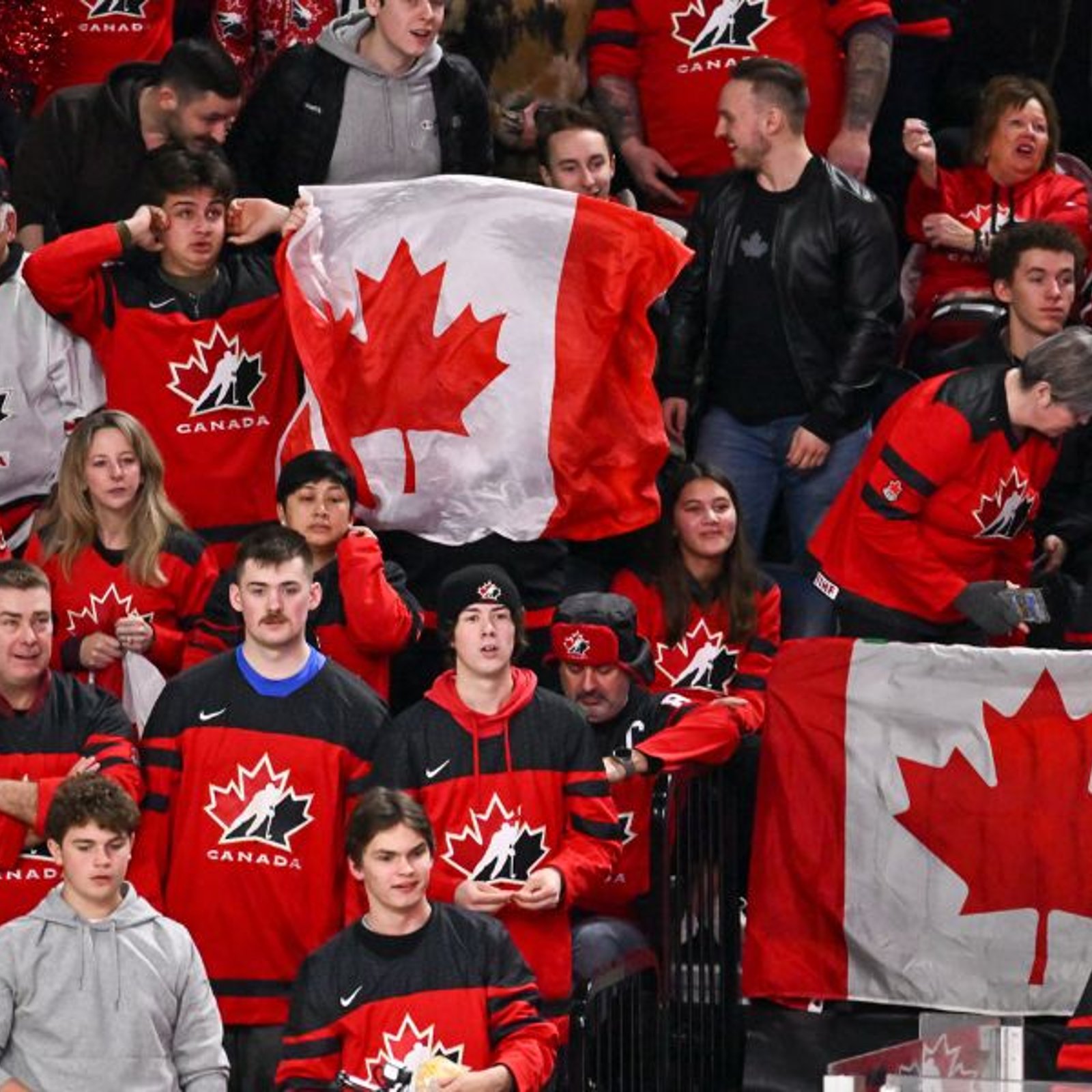 Team Canada’s projected lineup unveiled for its first game of WJC 2025!