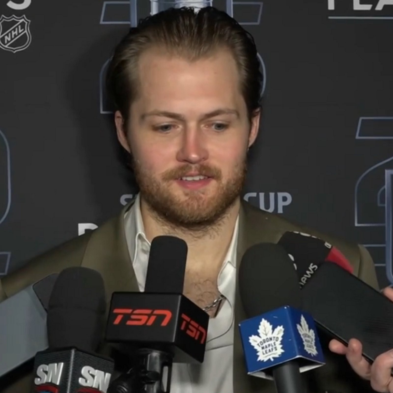 William Nylander responds to threat from Matthew Tkachuk.