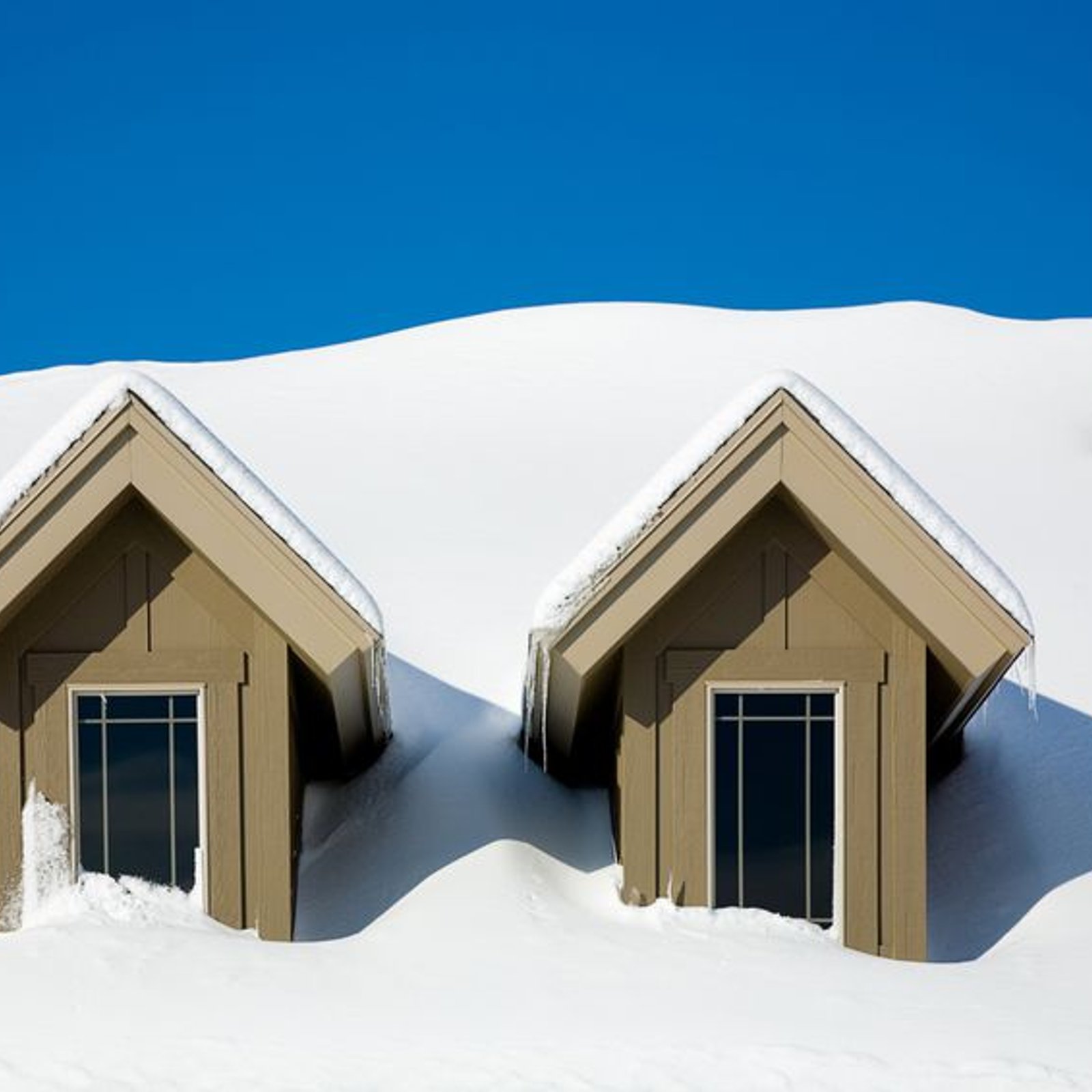 Avez-vous besoin de retirer la neige sur votre toit?