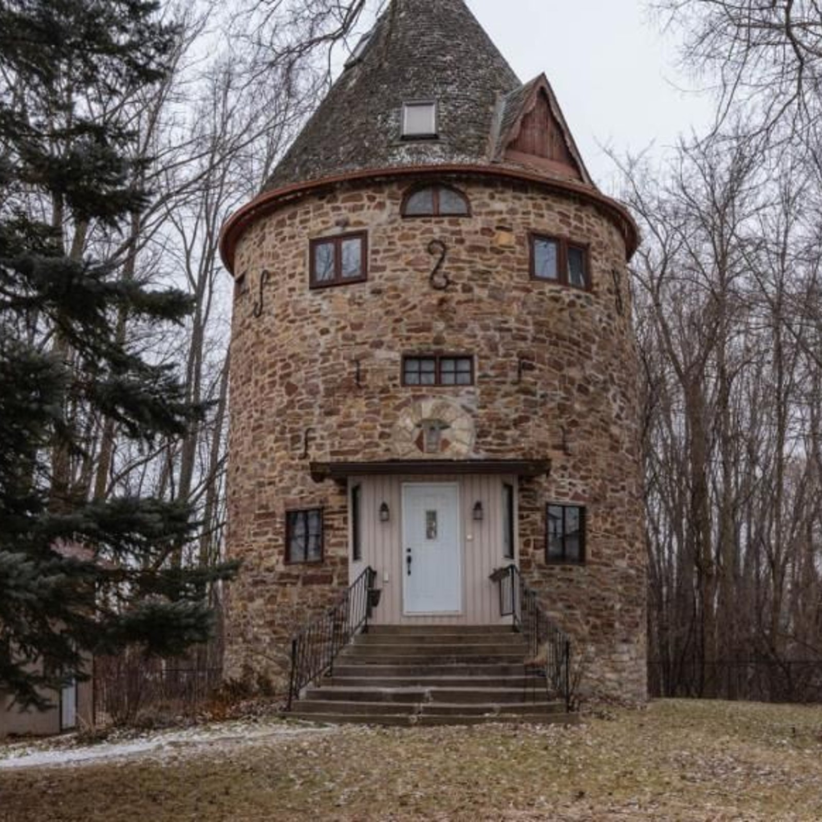 Perle rare reconstruite à partir des pierres d'un moulin ancestral datant de 1767