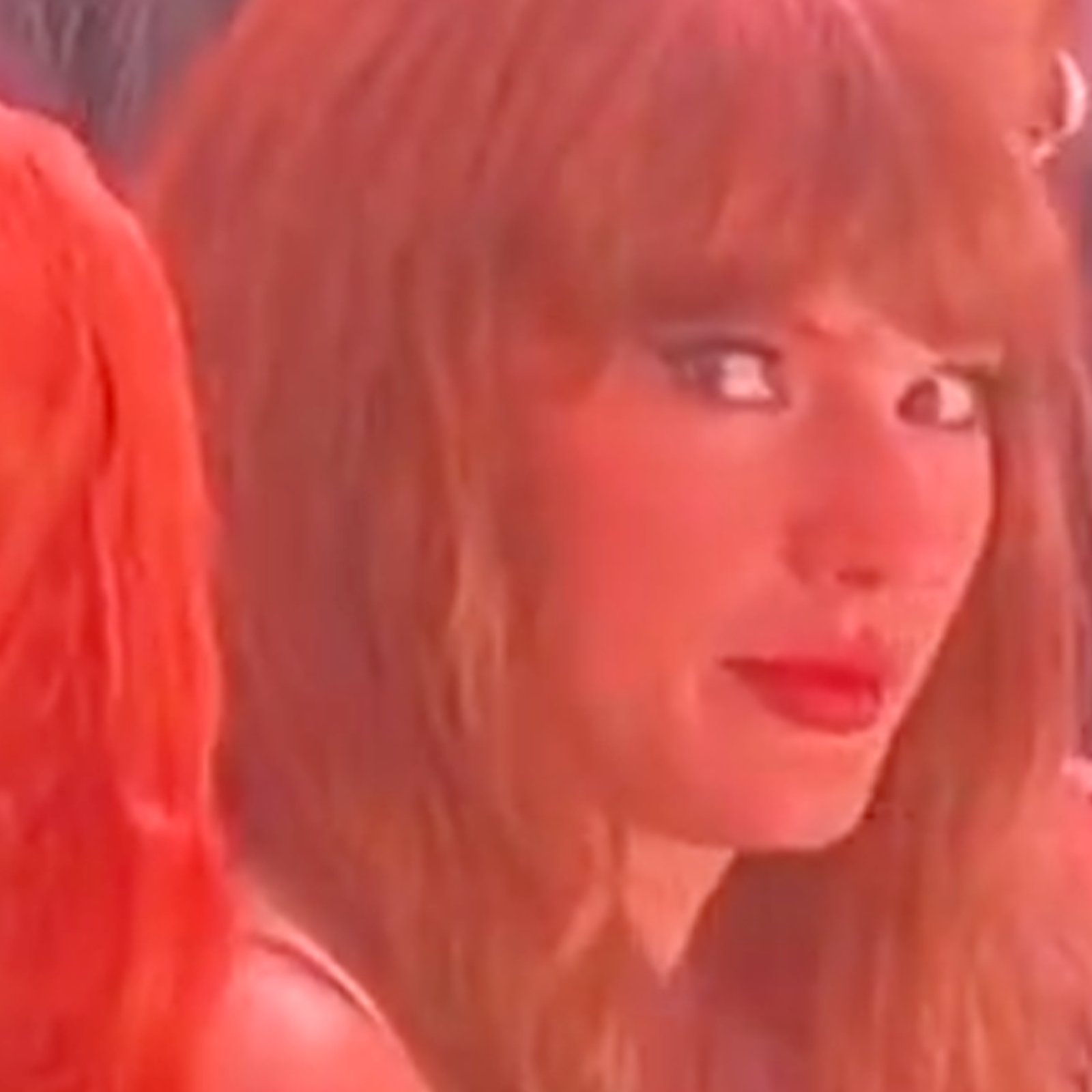 Taylor Swift se fait copieusement huer par la foule pendant le Super Bowl