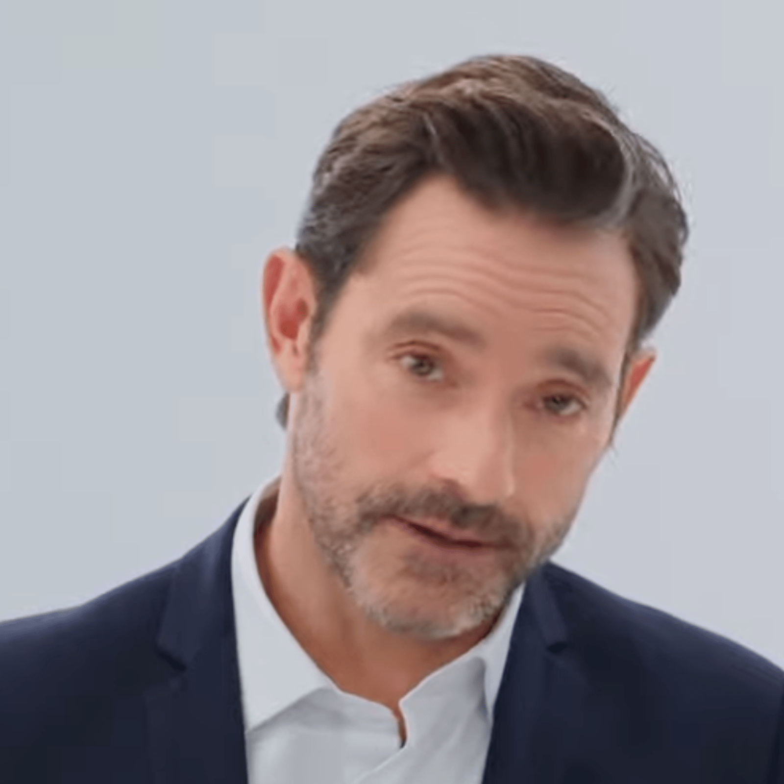 Guillaume Lemay-Thivierge fait son grand retour dans une publicité insoupçonnée