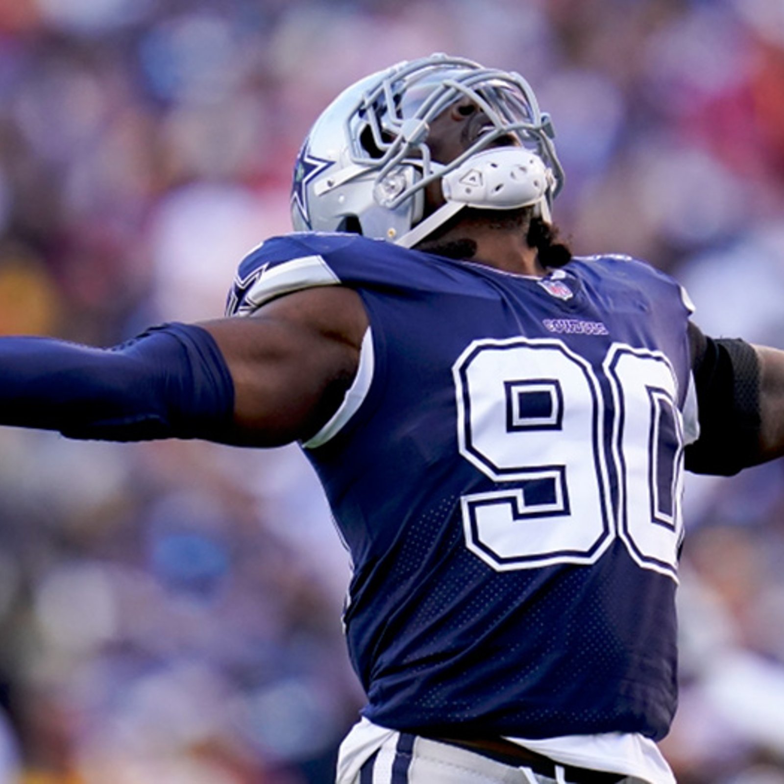 Dallas Cowboys DE DeMarcus Lawrence makes NFL history with new deal! 