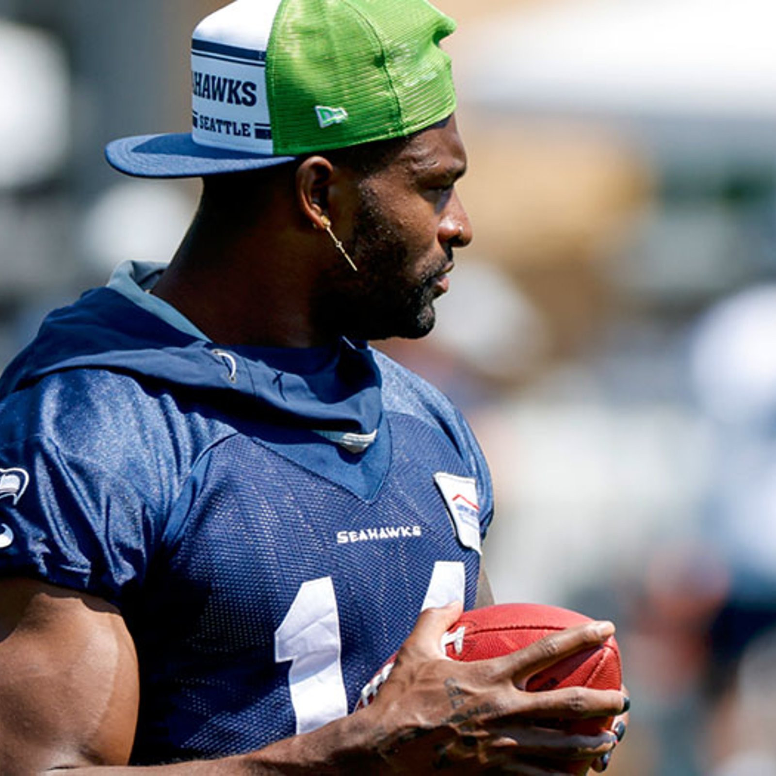 Seahawks' DK Metcalf makes history with new contract extension