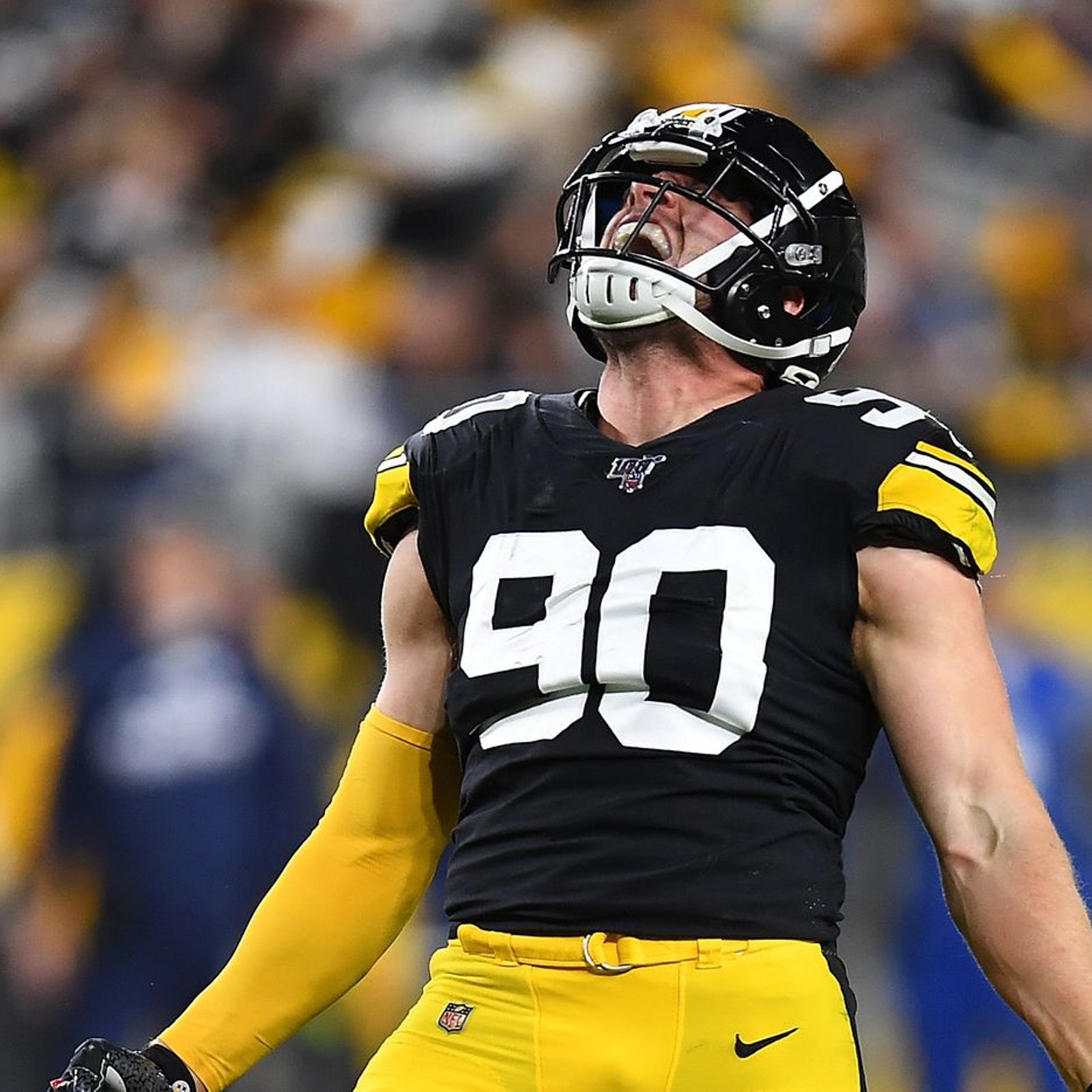 T.J Watt tied with HOF Michael Strahan for an NFL record