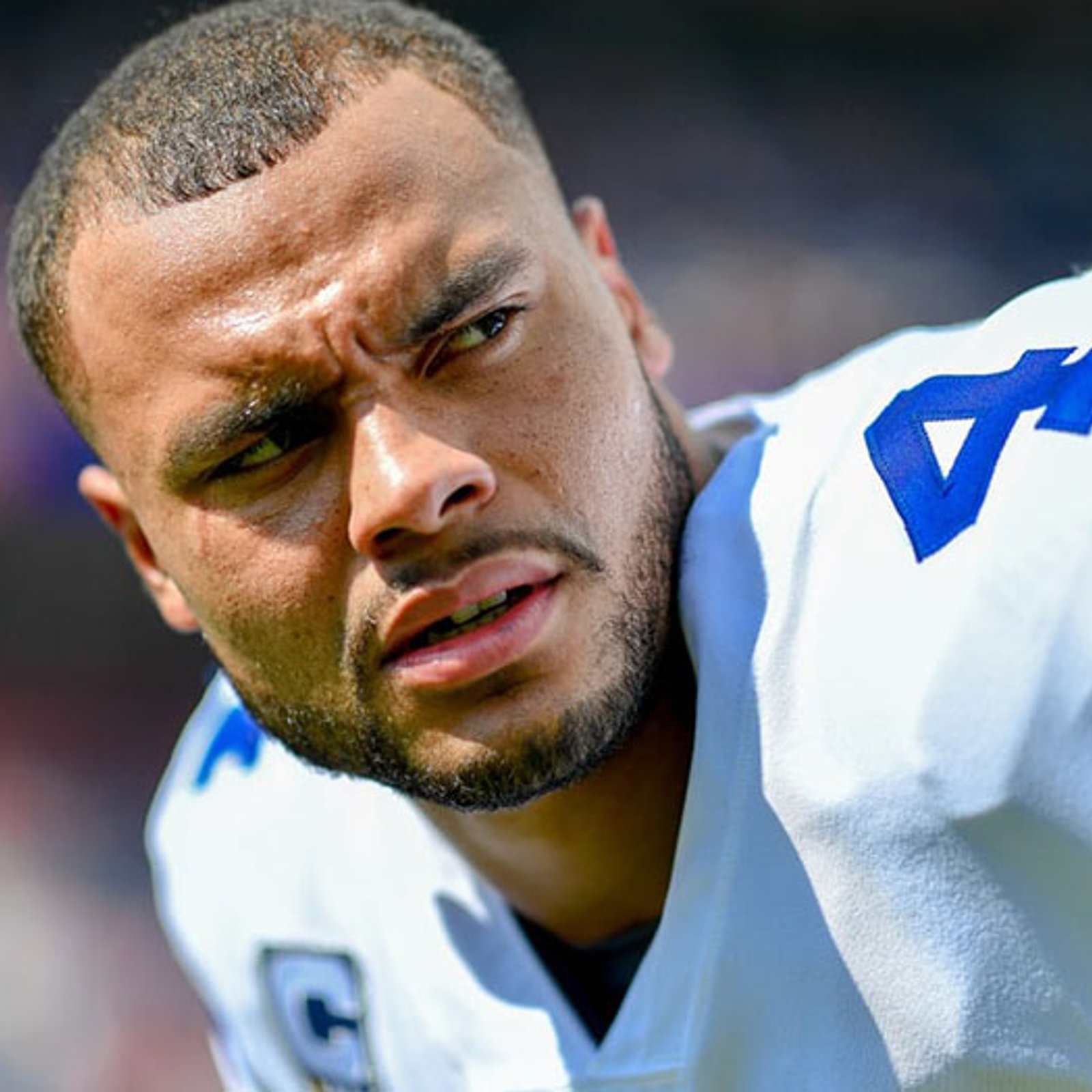 Cowboys QB Dak Prescott fires back at his haters! 