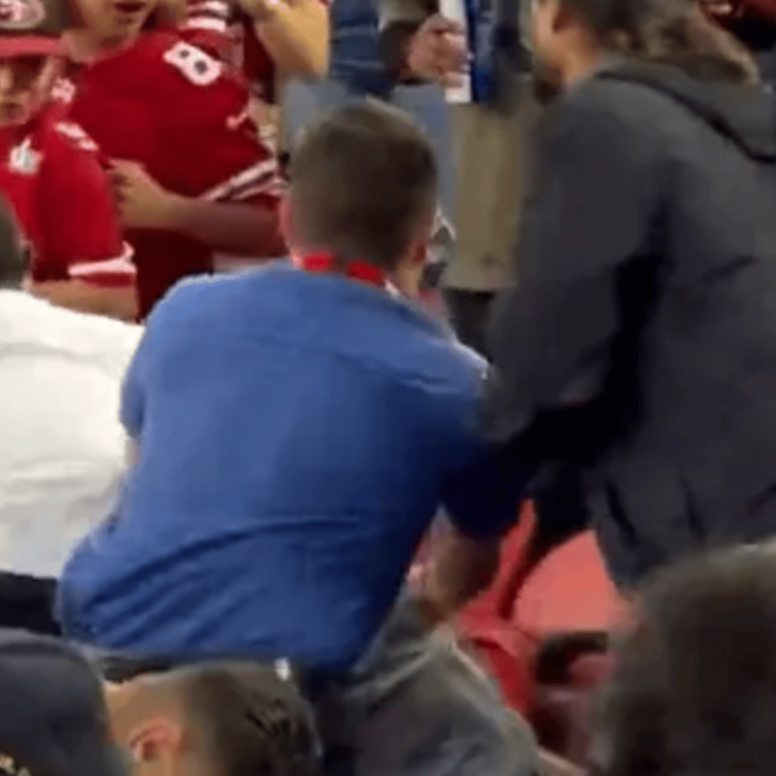 Bloody brawl between Broncos and 49ers fans 