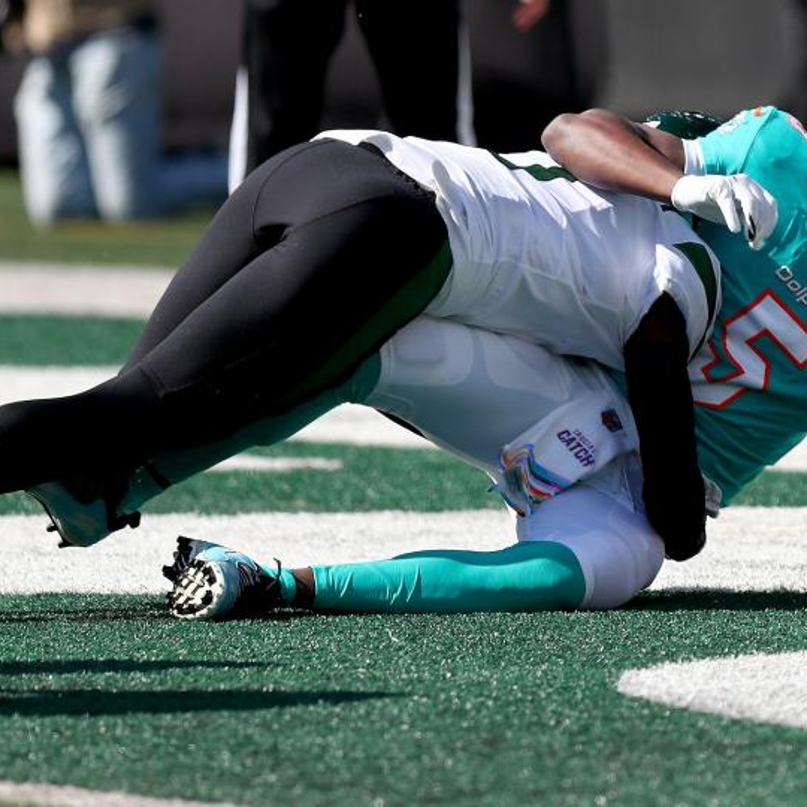 Miami Dolphins lose QB again under concussion protocol 