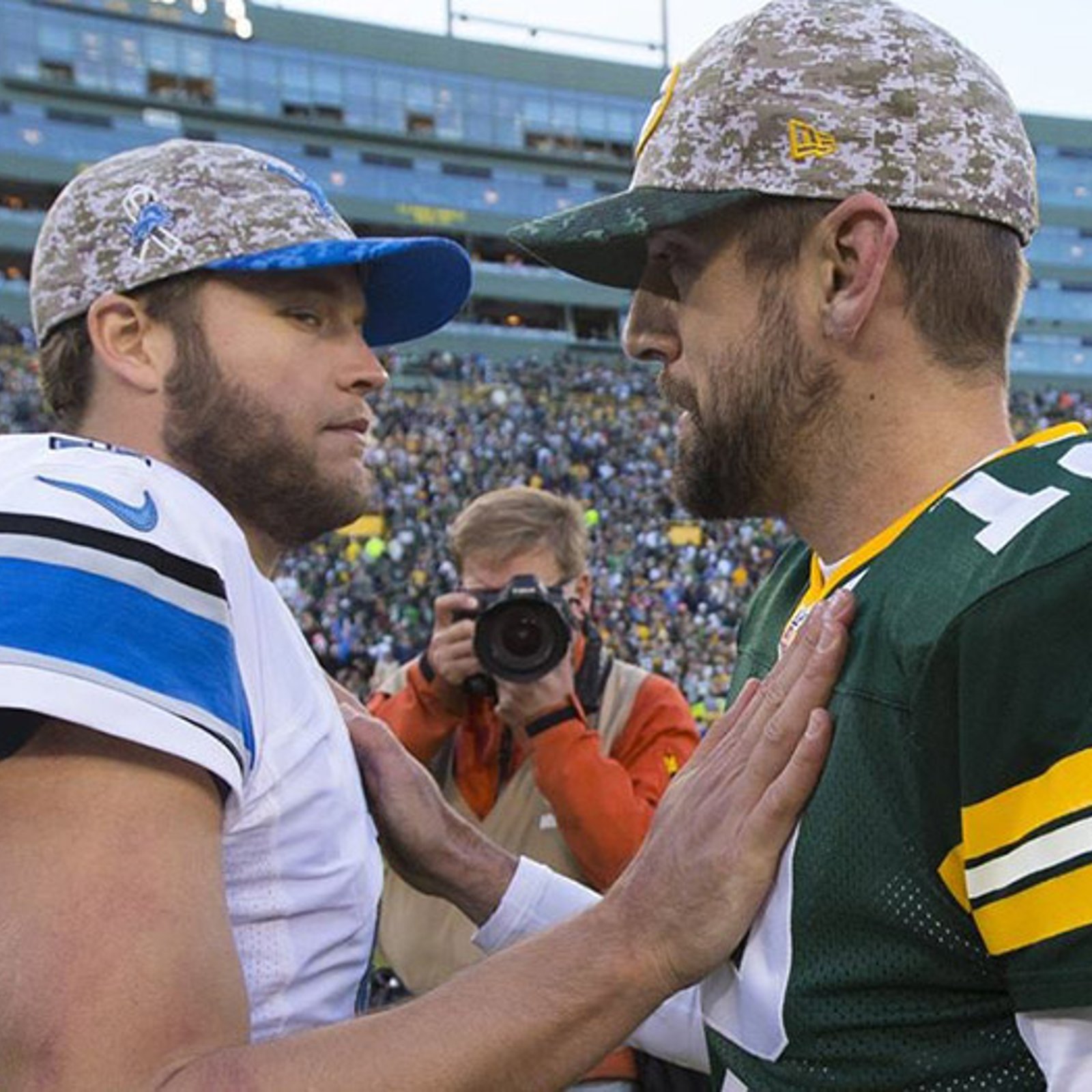 Aaron Rodgers sounds off on Matthew Stafford while throwing shade at Lions! 