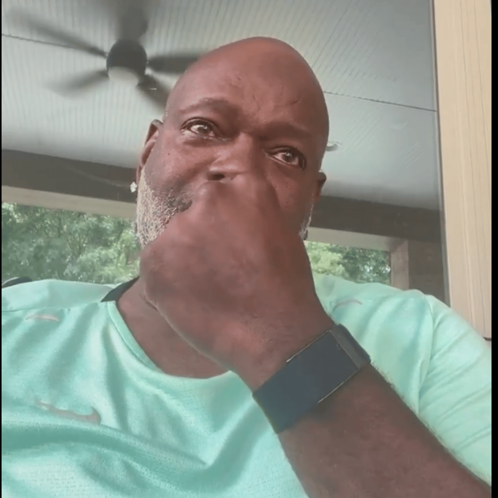 Emmitt Smith in tears after death of Larry Allen