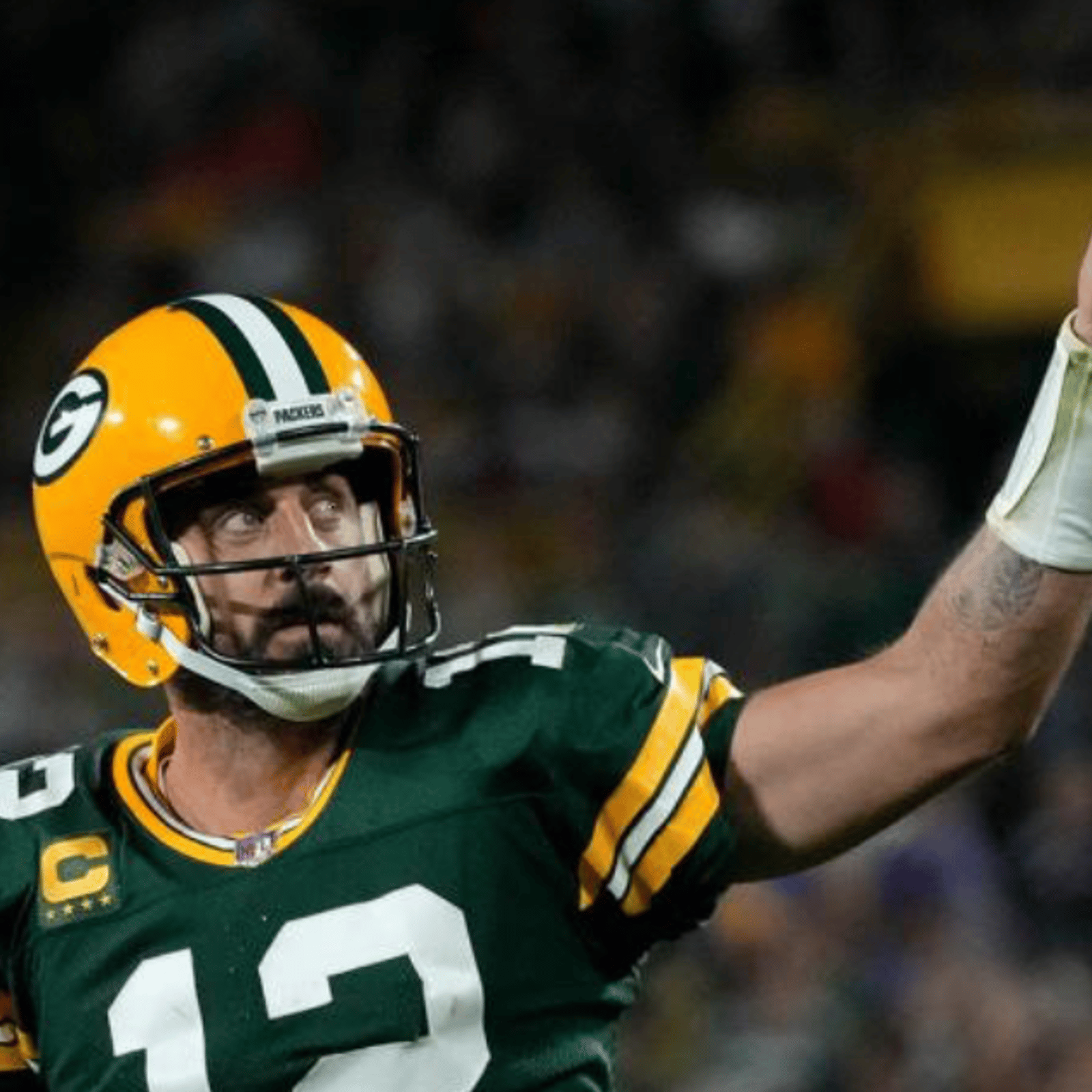 Aaron Rodgers has been traded! 