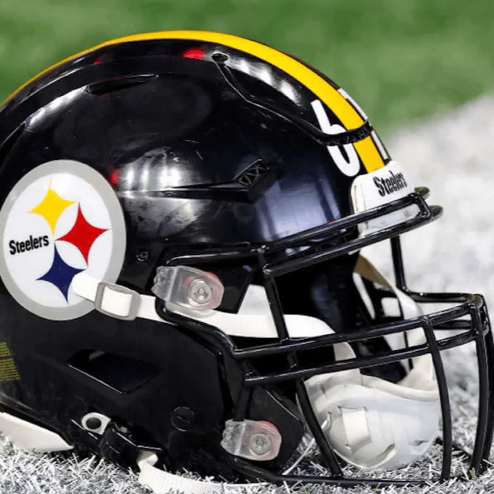 Report: Steelers could lose assistant coach 