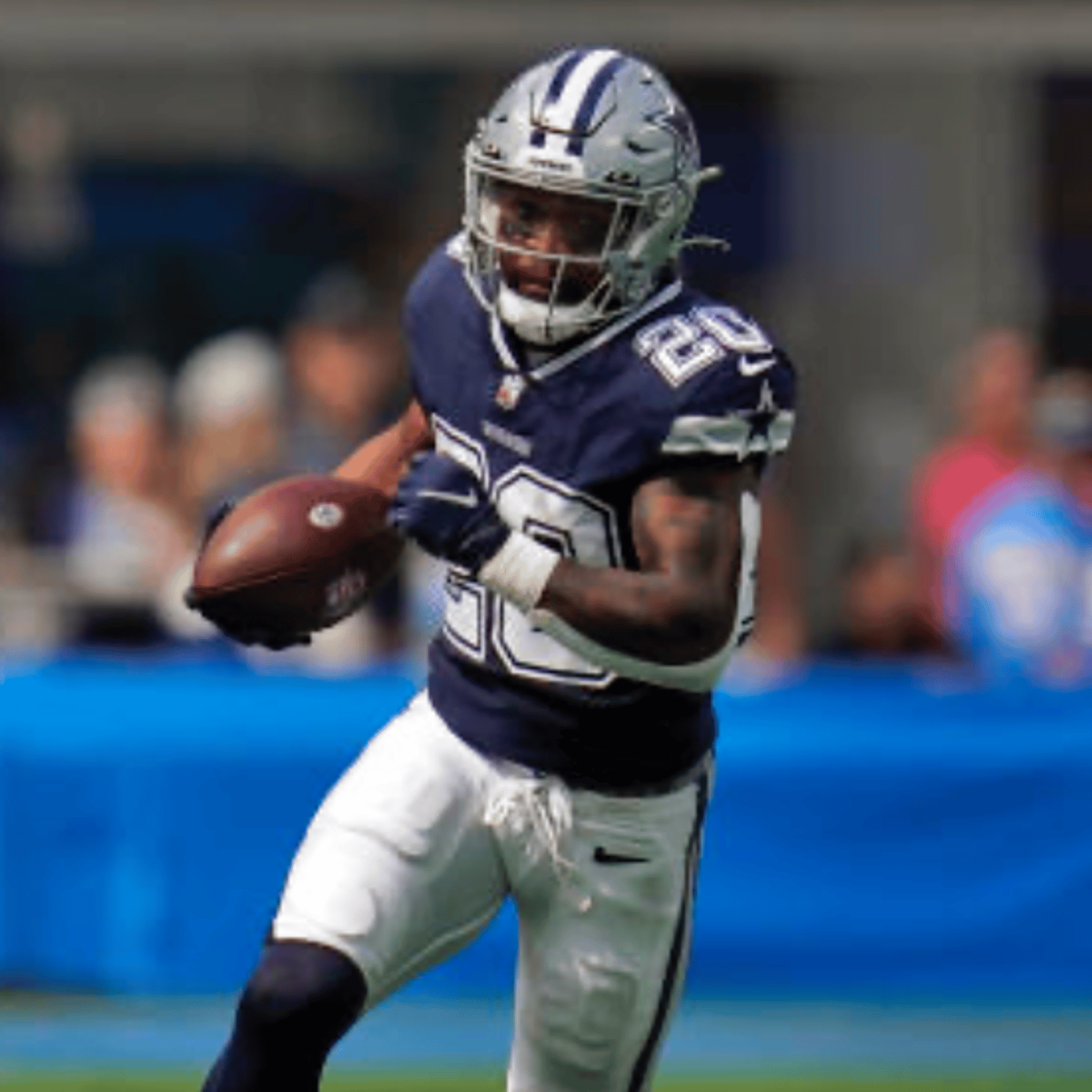 Tony Pollard to join Cowboys division rival? 