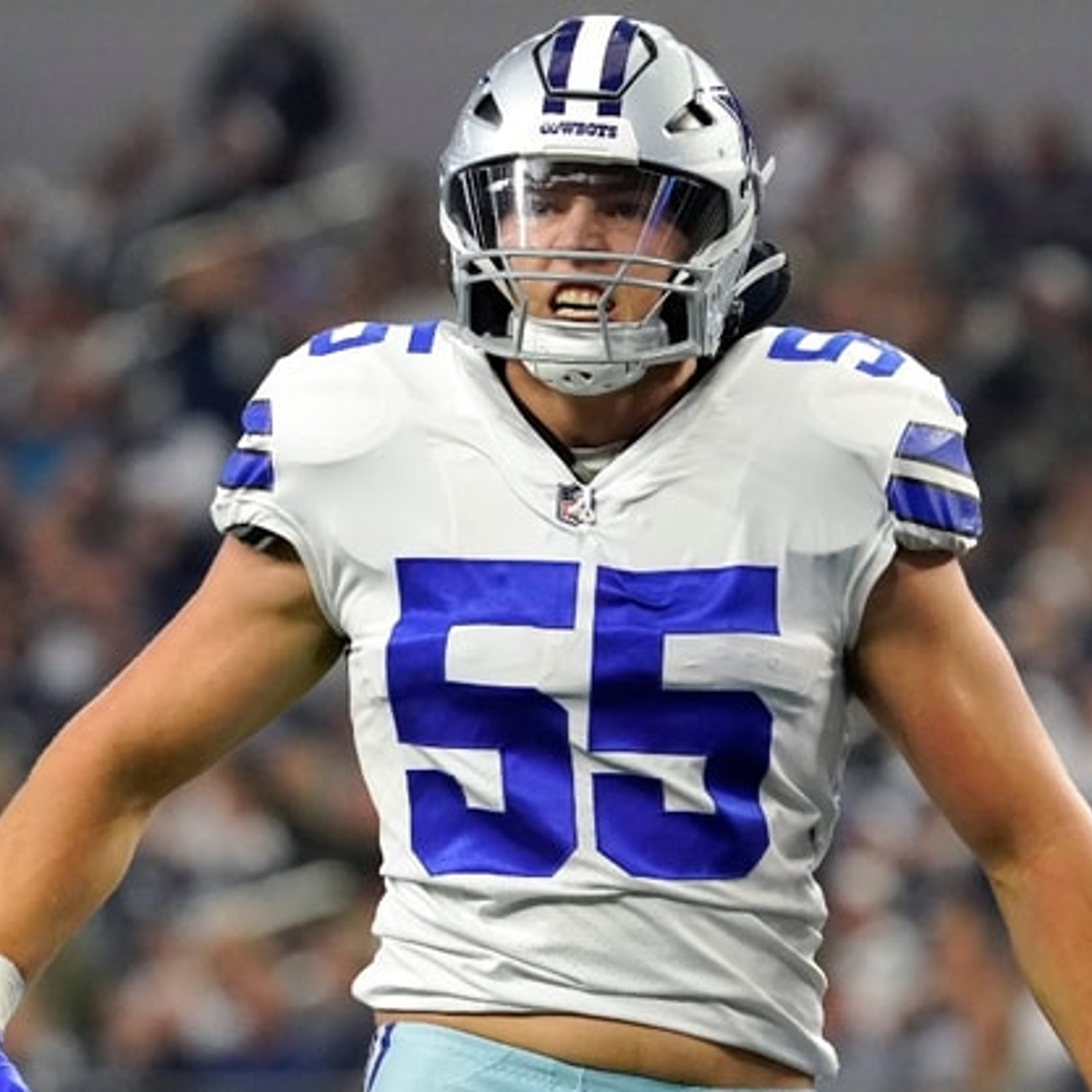 Terrible update released on Leighton Vander Esch