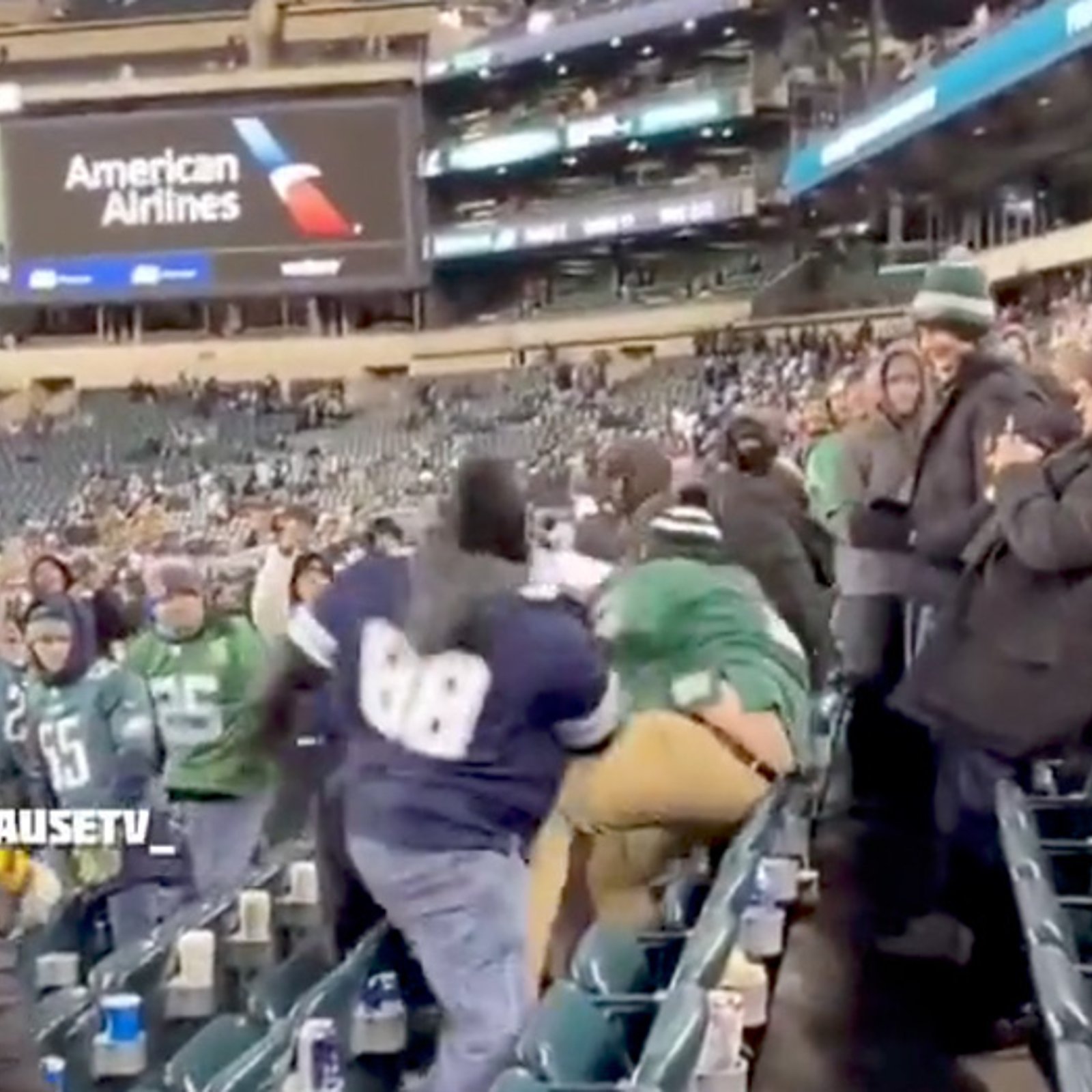 Dallas Cowboys fan lands several punches on Eagles fan in now viral video! 