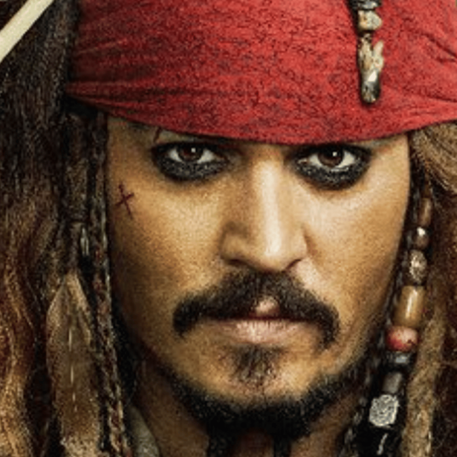 Voici qui pourrait remplacer Johnny Depp dans Pirates des Caraïbes et ça fait beaucoup jaser