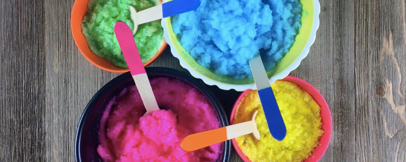 Préparez 4 couleurs de pâtes différentes! Réalisez des bombes pour le bain, ultra colorées!