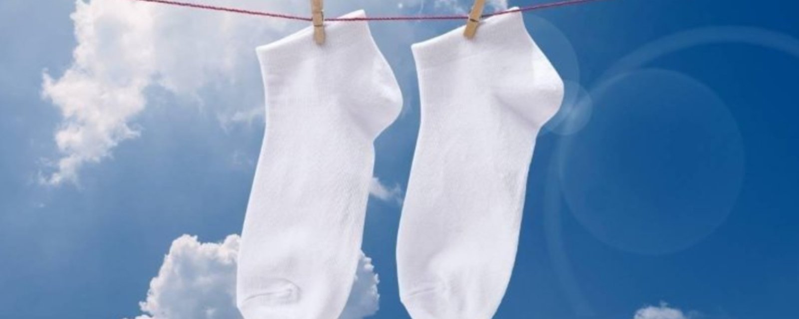 Une méthode infaillible pour redonner une blancheur éclatante à vos chaussettes