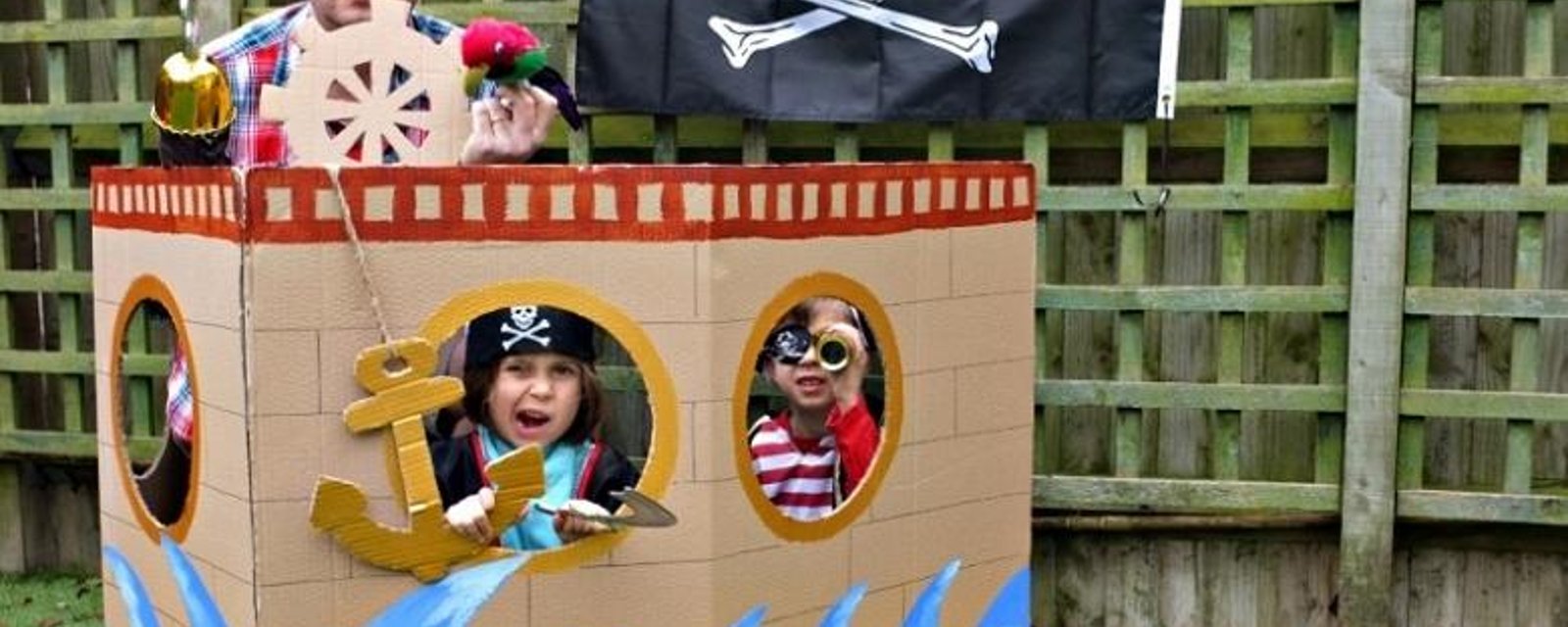 Fabriquez votre propre bateau pirate! Photo booth - photomaton en prime!