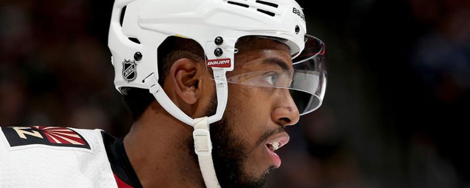 Anthony Duclair passe à UN CHEVEU de marquer dans son propre but!