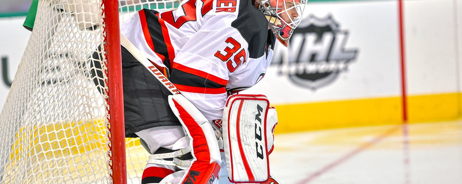 Cory Schneider dévoile ses jambières pour la Coupe du Monde!