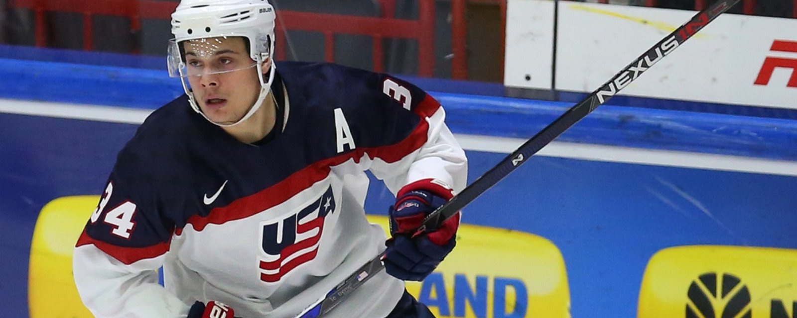 Auston Matthews déculotte Chara et Hansen comme des Pee-Wee!